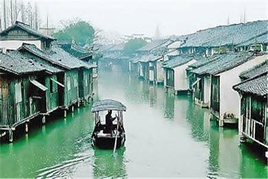 沙坪坝:修复市政设施 重塑美丽街景